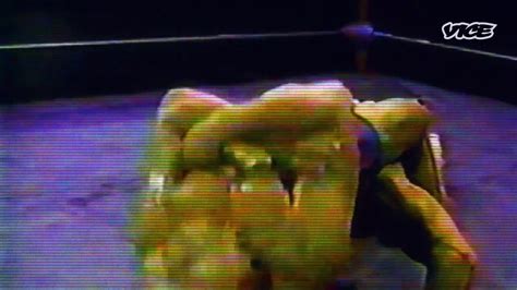 Dark Side Of The Ring S05E04 Saving Face .